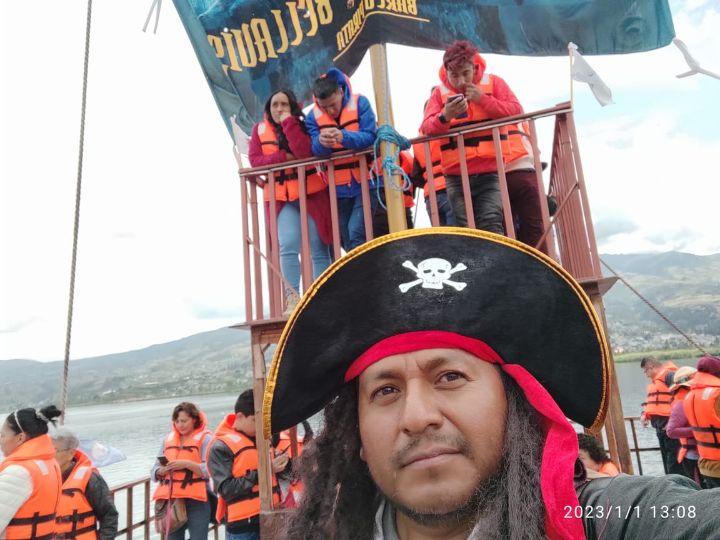 Los Piratas con la convicción de dar el servicio mas seguro para navegar en el Lago