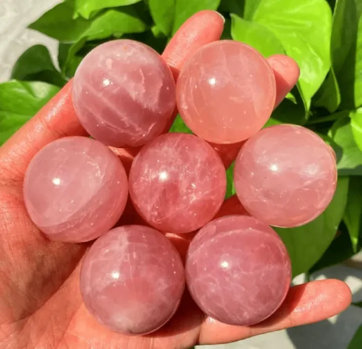 BOLITA DE CUARZO ROSADO CON SOPORTE