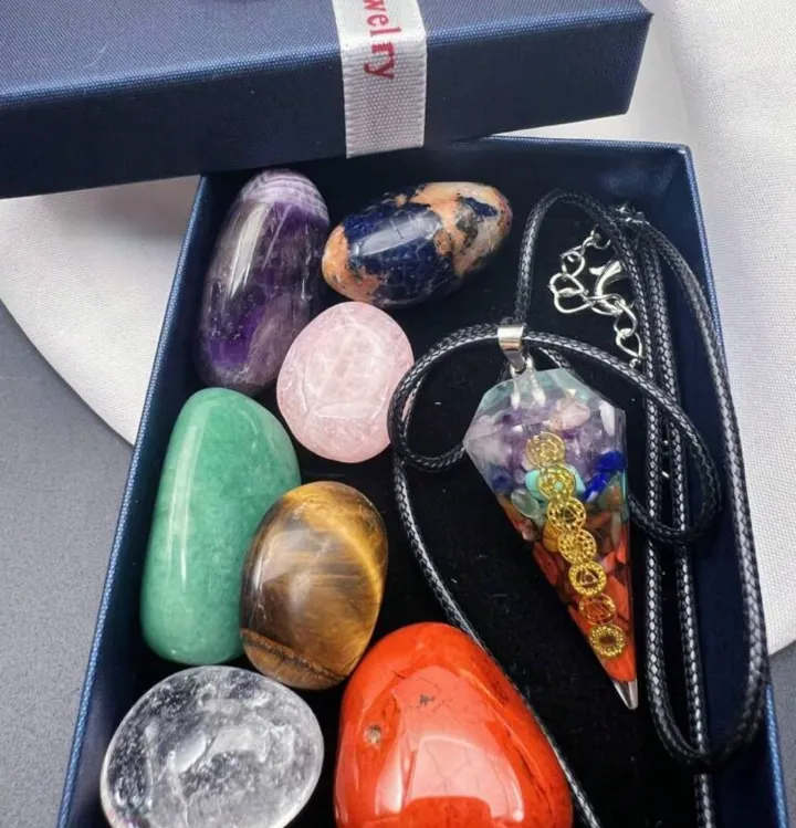PÉNDULOS Y MINERALES